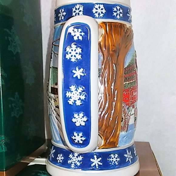 1995 Budweiser Clydesdales Holiday Beer Stein - Lighting the Way Home! - Picture 4 of 11